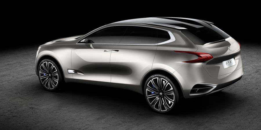  Peugeot SXC Concept 2011 года  (фото 6 из 10)